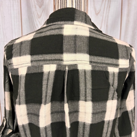 Zara Button-Up Collared Shirt Long Sleeve Cuff Plaid Flannel Black White Size XS - Picture 6 of 14